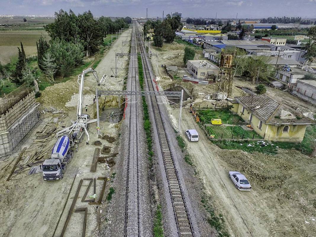 Saatte 200 kilometre hıza ulaşacak trenlerle iki şehir arası 2 saate düşecek 4